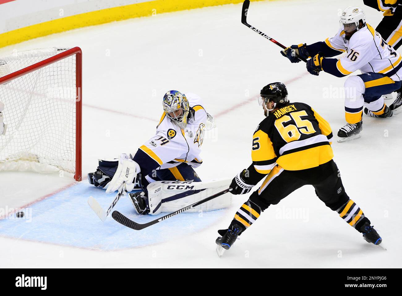 Stanley Cup Final: Penguins rout Predators, take 3-2 series lead
