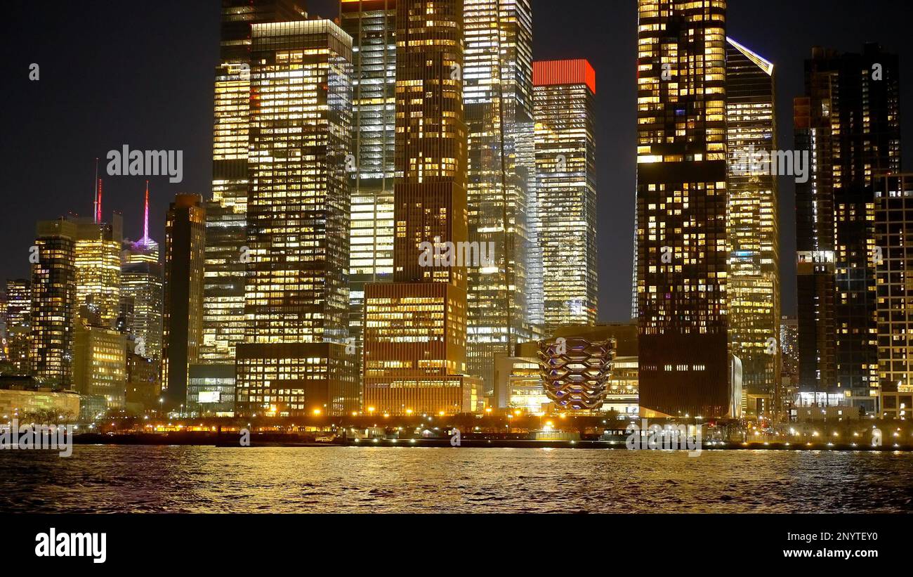 Skyline of Midtown Manhattan at night - street photography Stock Photo ...