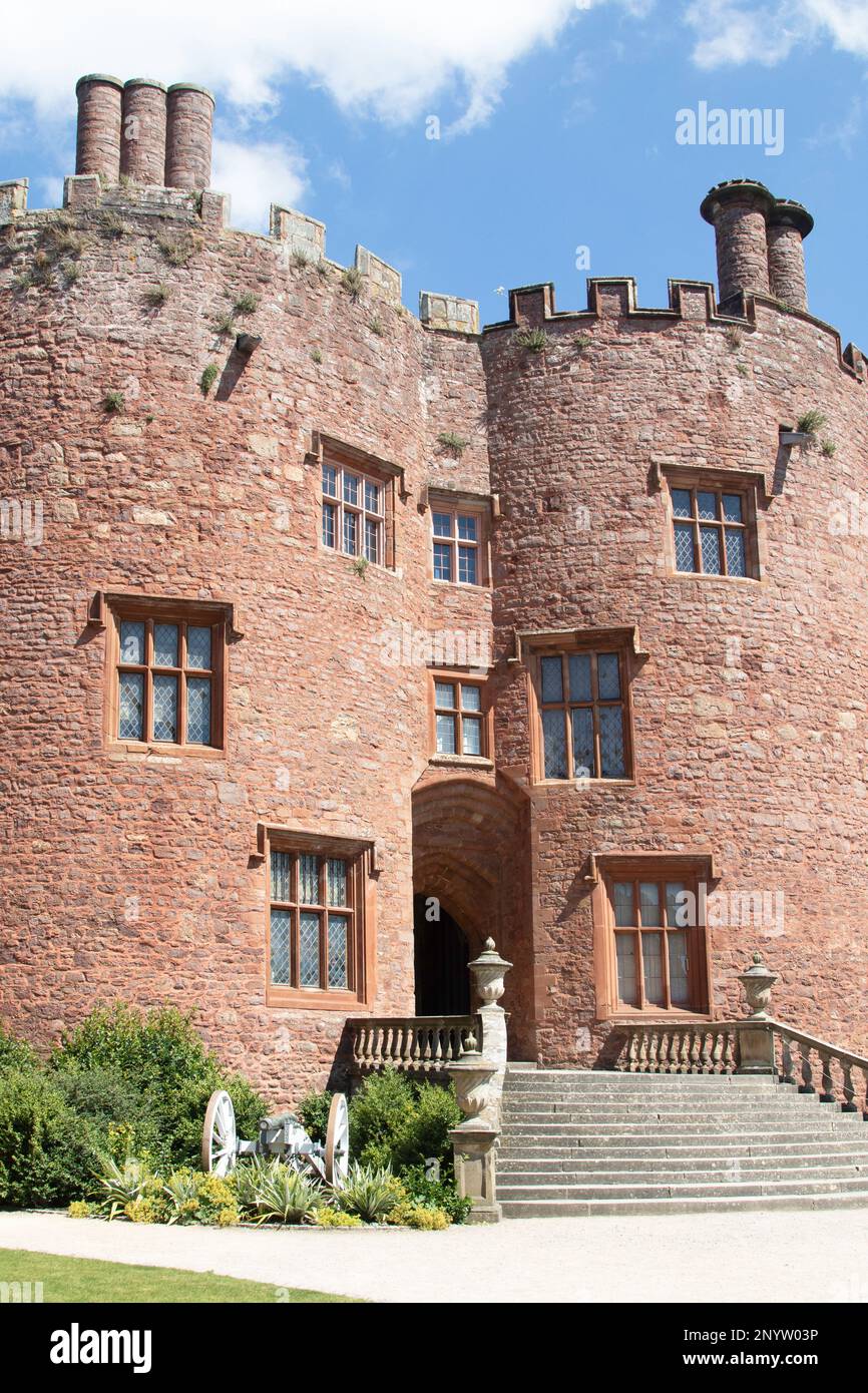 Inner entrance to Powis castle at Welshpool Wales Stock Photo - Alamy