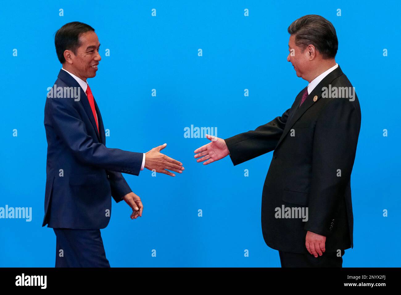 Indonesia's President Joko Widodo, Left, And Chinese President Xi ...