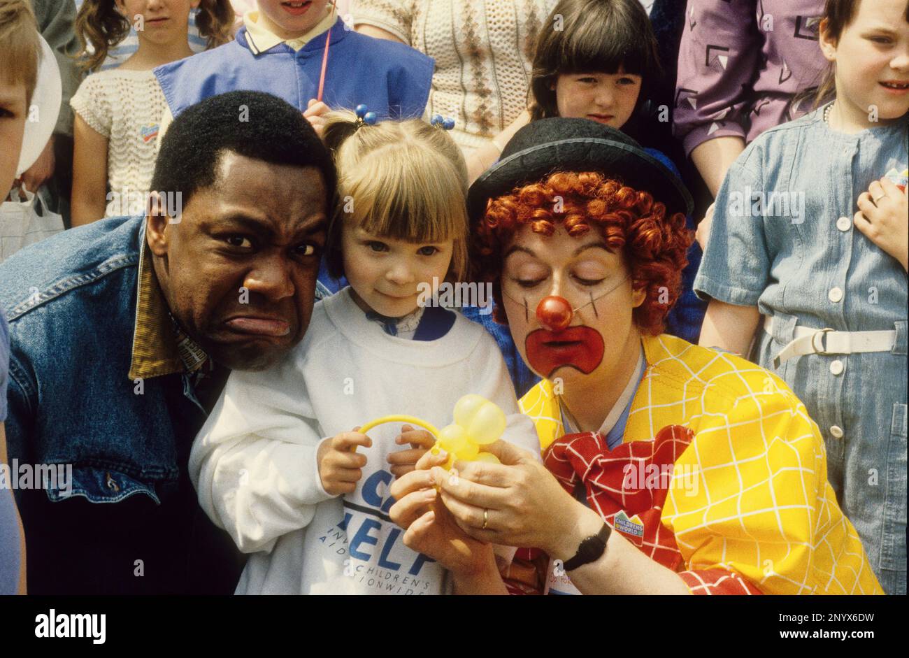 Lenny Henry at Merry Hill Centre 28/5/87 Stock Photo