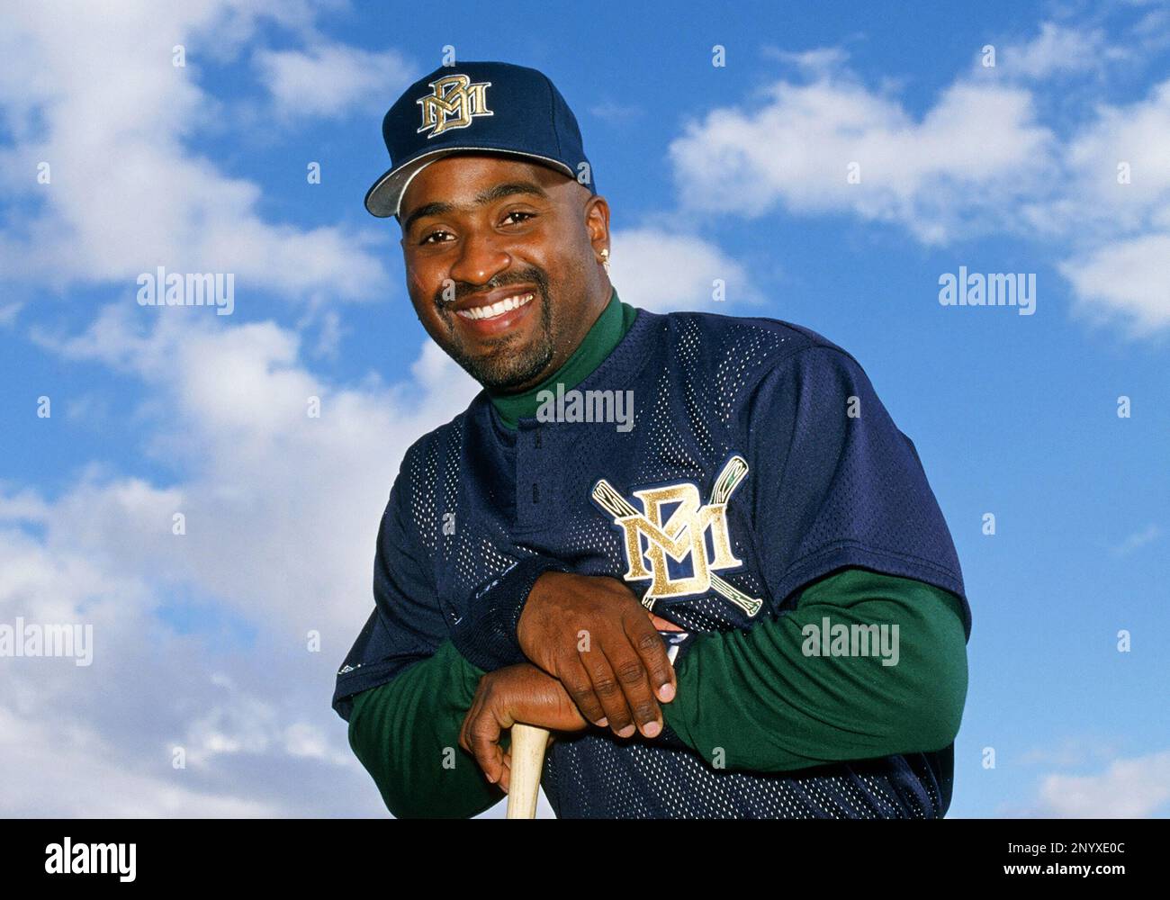 Greg Vaughn Signed 8x10 Photo Milwaukee Brewers (JSA RR57982) — RSA