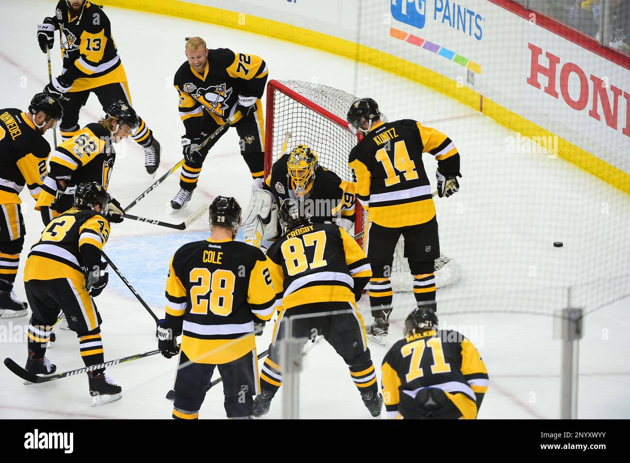 Boston Bruins Washington Capitals Game Used Warmup Puck 3/5/21 NHL