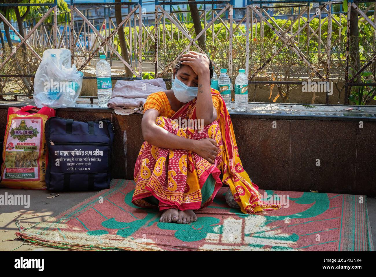 Kolkata, India. 02nd Mar, 2023. A woman cries due to the serious health