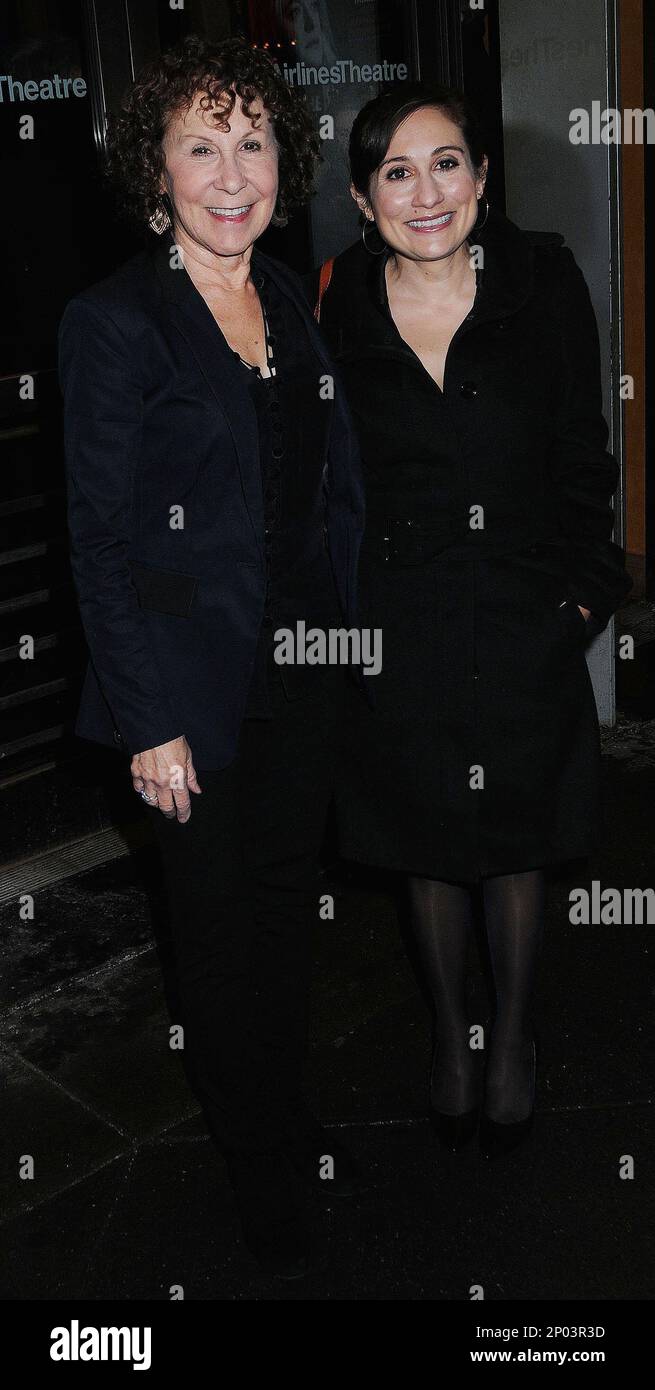 Photo by: Demis Maryannakis/STAR MAX/IPx20173/16/17Rhea Perlman and ...
