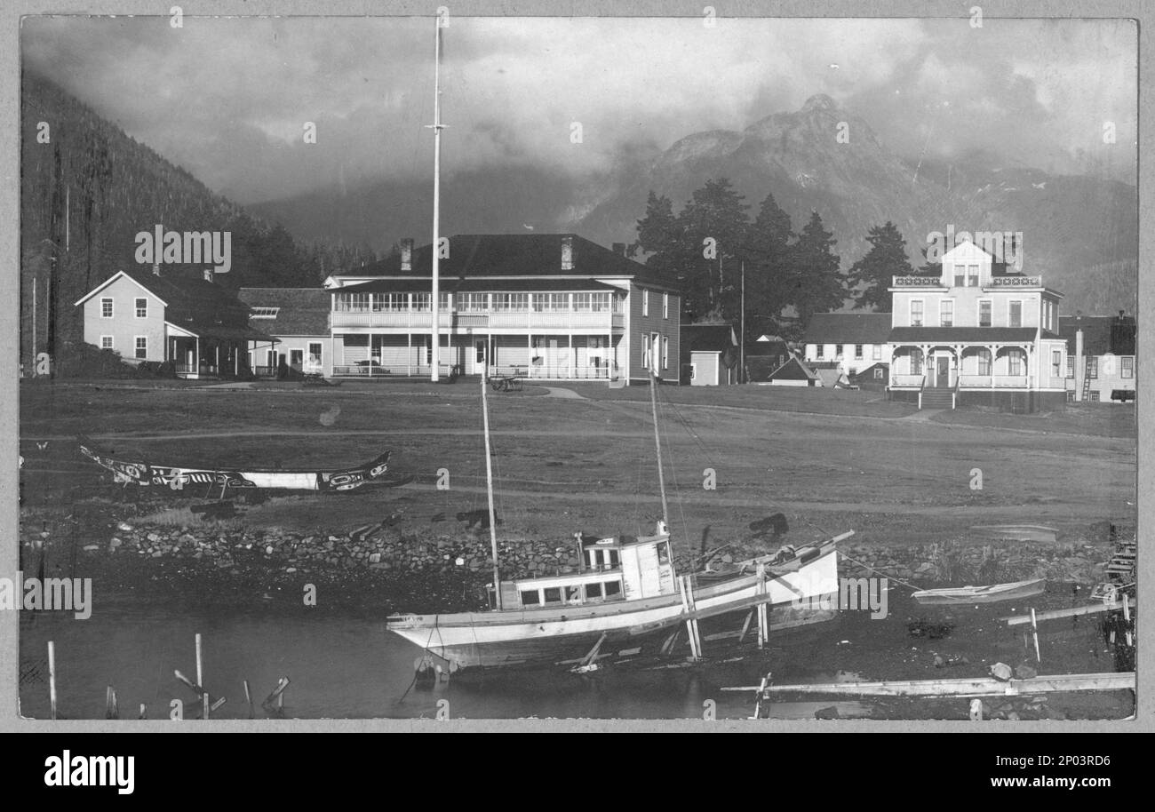 Pioneer house. Frank and Frances Carpenter collection , Gift; Mrs. W