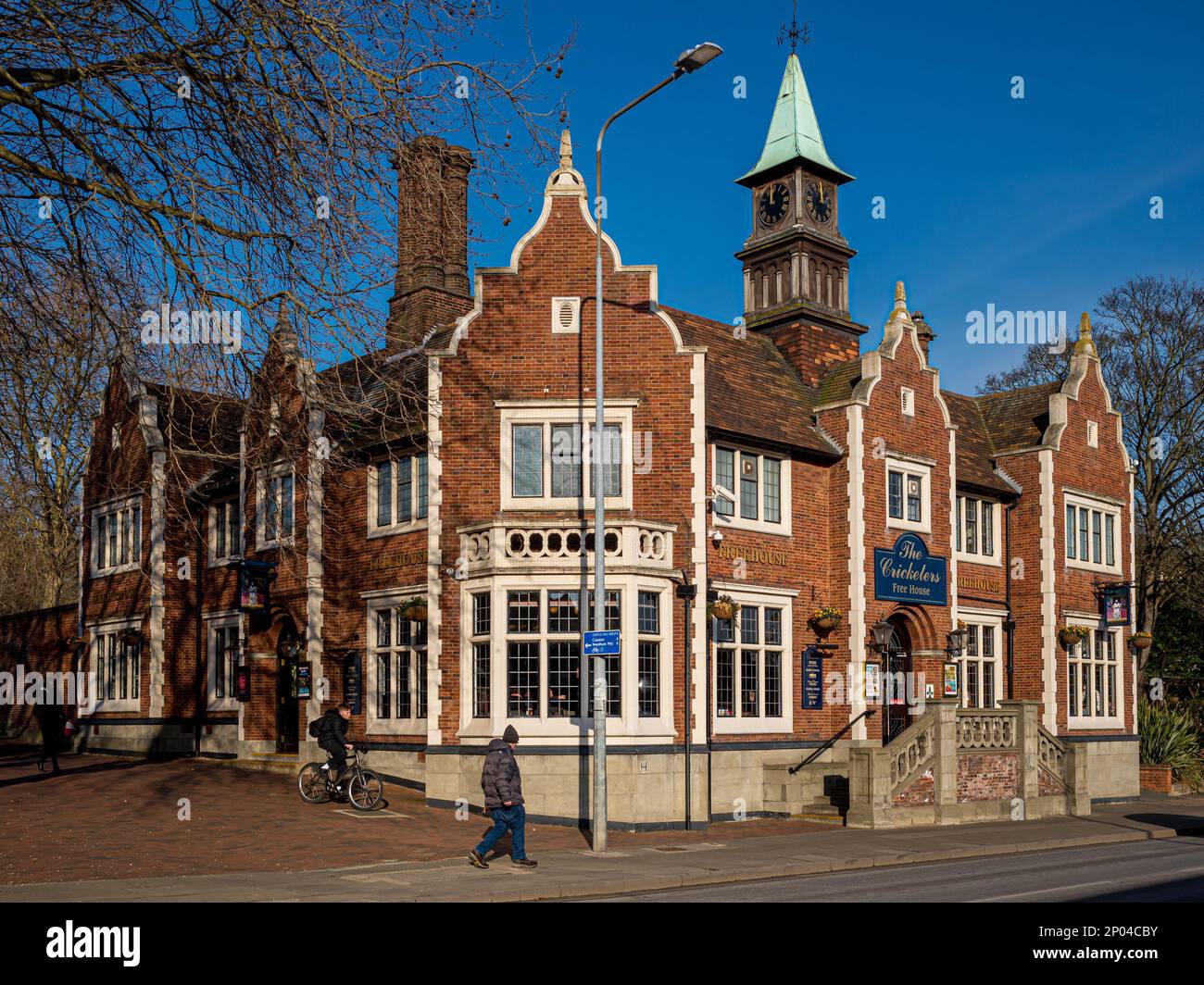 The Cricketers Pub Ipwsich - JD Wetherspoons Pub purpose built as a pub in the 1930s. Stock Photo