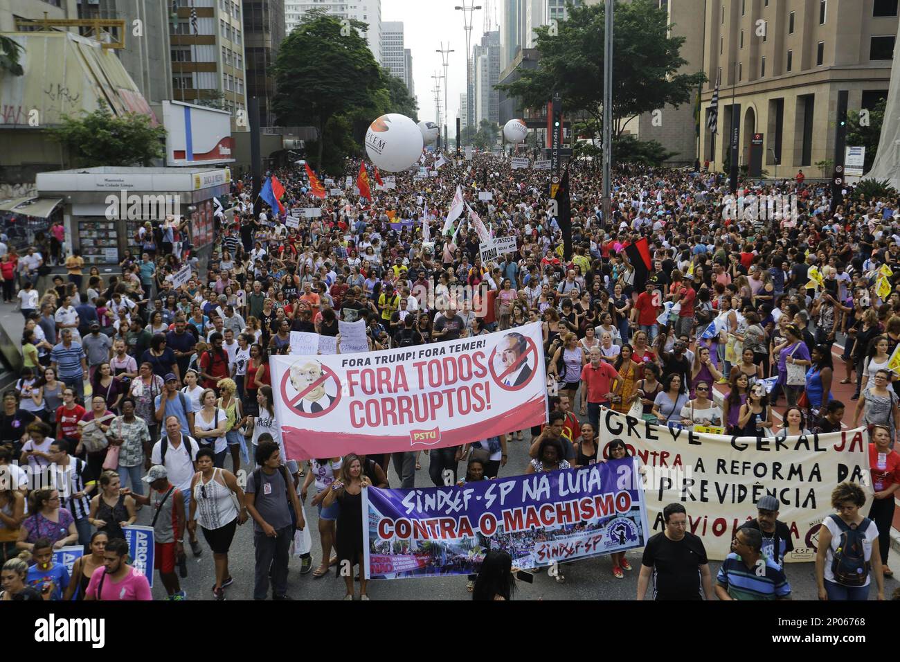 Manila - Domingo à tarde | Deezer, image size:1300x956