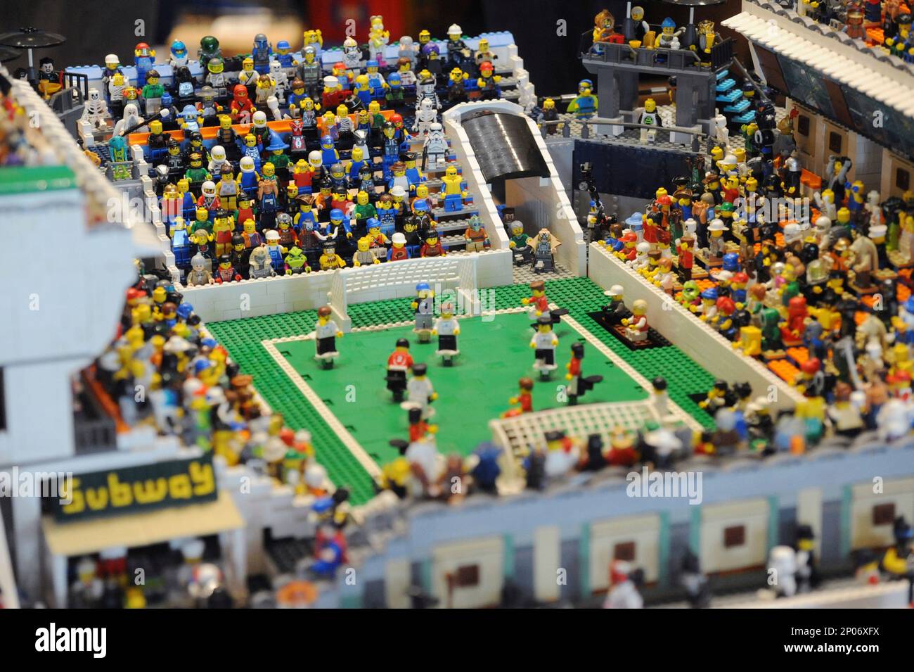 familie ved godt Forkæl dig A sports stadium with hundreds of fans is featured in a Lego city created  by professional builder Jason Spears and the Western Michigan LEGO Train  Club, Saturday, March 4, 2017, at the