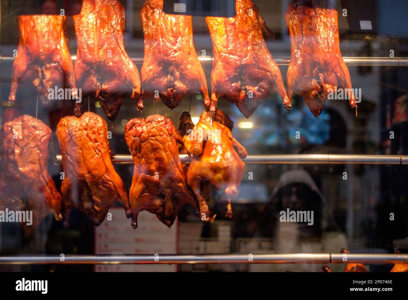 Roast ducks in chinatown (london Stock Photo - Alamy