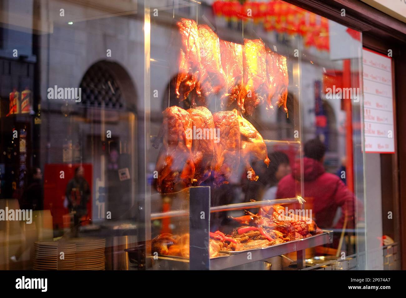 Roast ducks in chinatown (london Stock Photo - Alamy