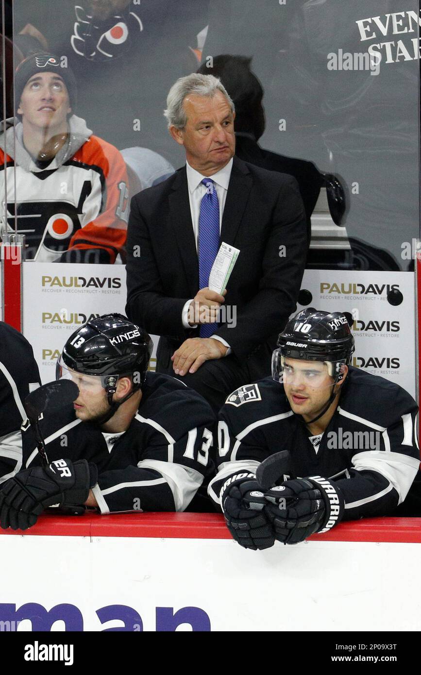 February 4 2017 Los Angeles Kings head coach Darryl Sutter looks