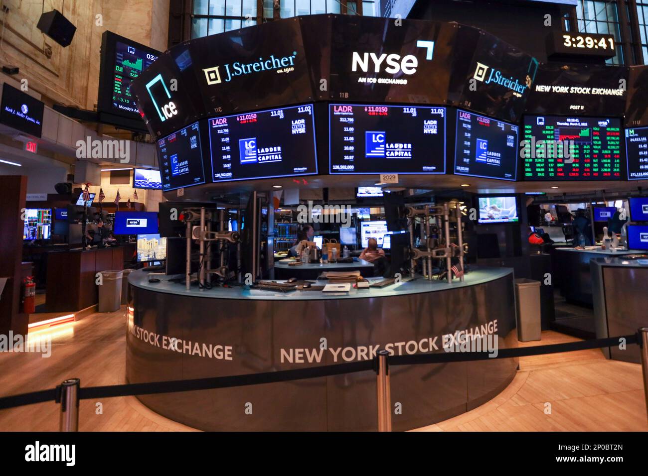 107021002-NYSE-Trading-Floor-OB-Photo-220225-CC-PRESS-10.jpg?quality=85&strip=all&fit=3000,2000