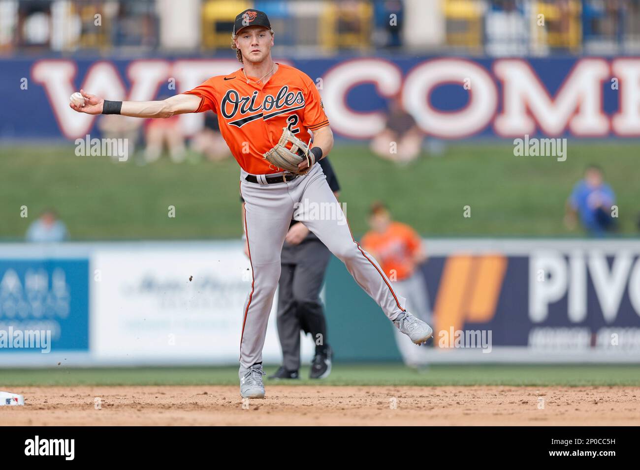 Lakeland FL USA; Baltimore Orioles third baseman Gunnar Henderson (2)  throws to first for the out during an MLB spring training game against the  Detro Stock Photo - Alamy