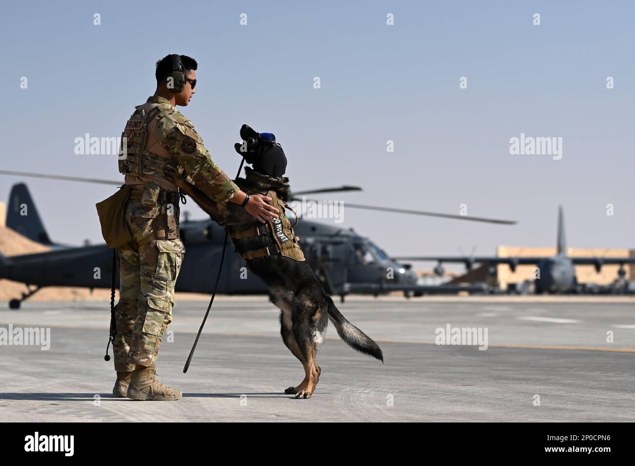 332nd expeditionary security forces squadron hi-res stock photography ...