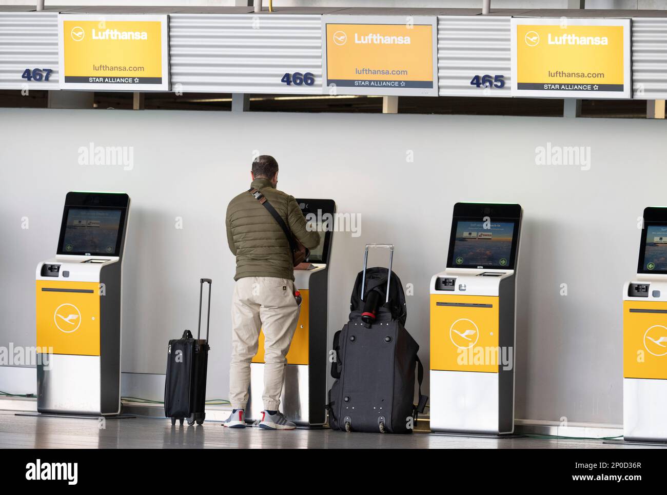 28 February 2023, Hesse, Frankfurt/Main Passengers stand at the