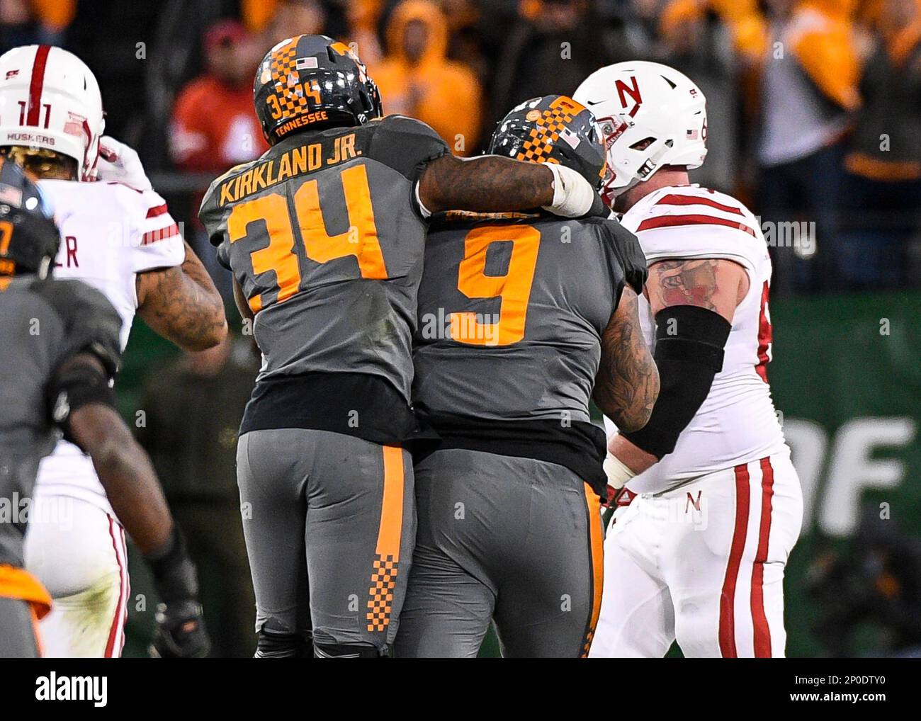 Tennessee defensive end Derek Barnett (9) during the second half