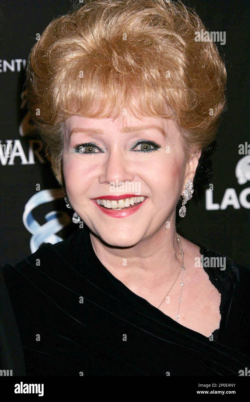 Debbie Reynolds 1932-2016File Photo by: RE/Westcom/STAR MAX/IPx20052/19