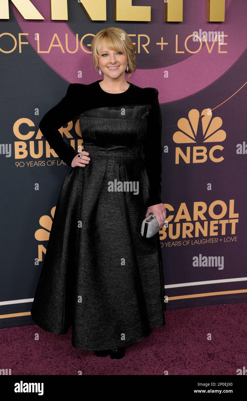 melissa-rauch-poses-before-the-filming-of-the-nbc-television-special