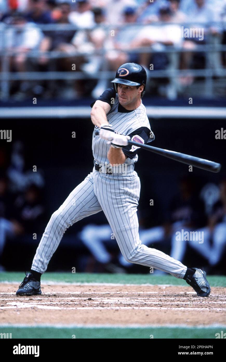 2001: Steve Finley of the Arizona Diamondbacks in action during a