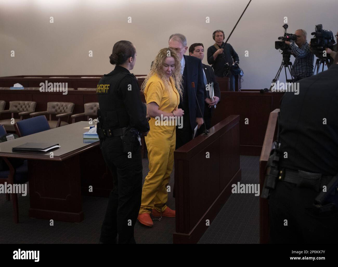 Alexandria Duval leaves Albany County Court on Friday, Nov. 18, 2016(01)