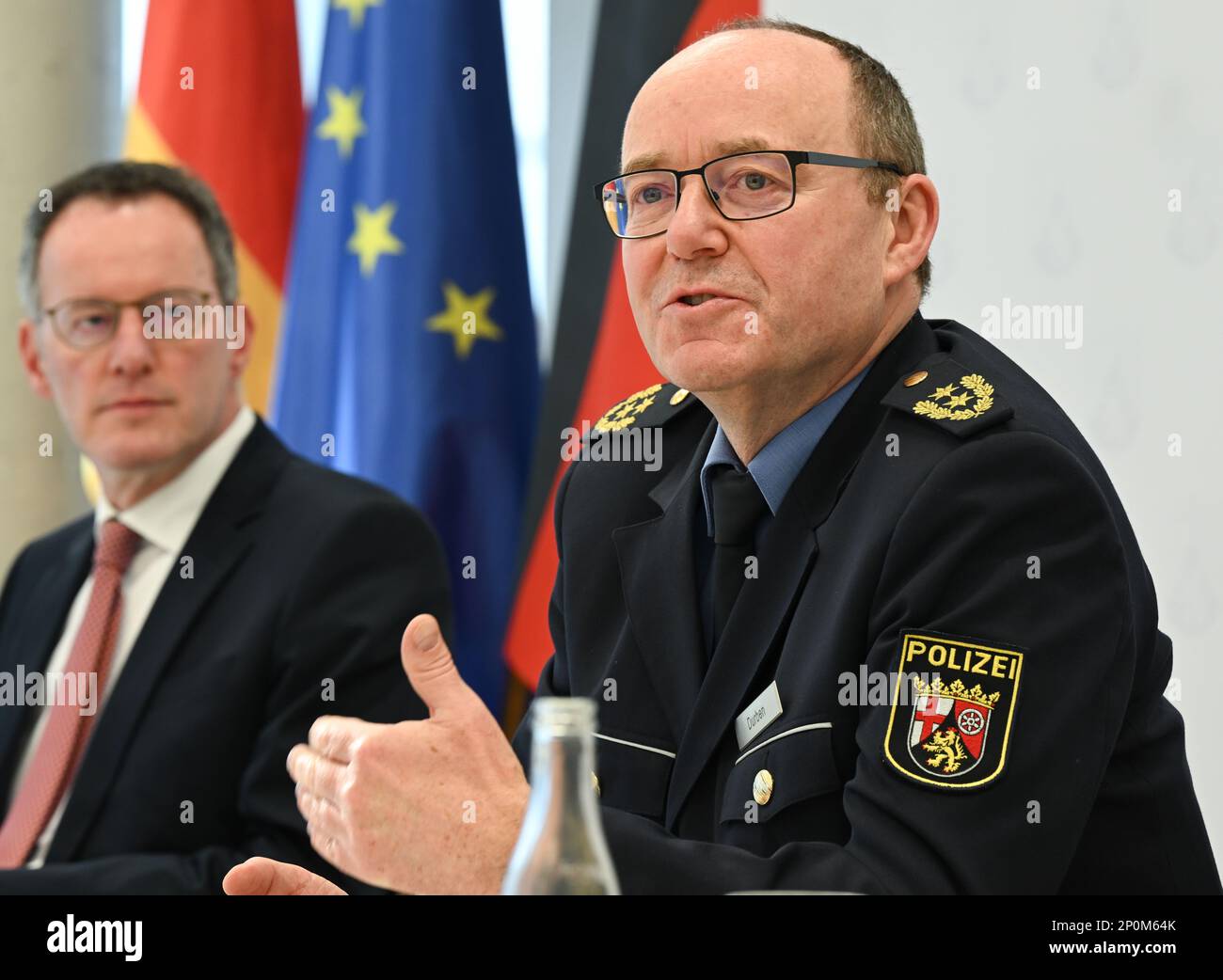 Mainz, Germany. 03rd Mar, 2023. Friedel Durben (r), Inspector of the Rhineland-Palatinate Police, and Michael Ebling (SPD), Interior Minister of Rhineland-Palatinate, present reforms and modernizations in the fight against crime at a press conference at the Ministry of the Interior. The aim is to better position the state police for the challenges of crime in times of increasing digitalization and internationalization. Credit: Arne Dedert/dpa/Alamy Live News Stock Photo