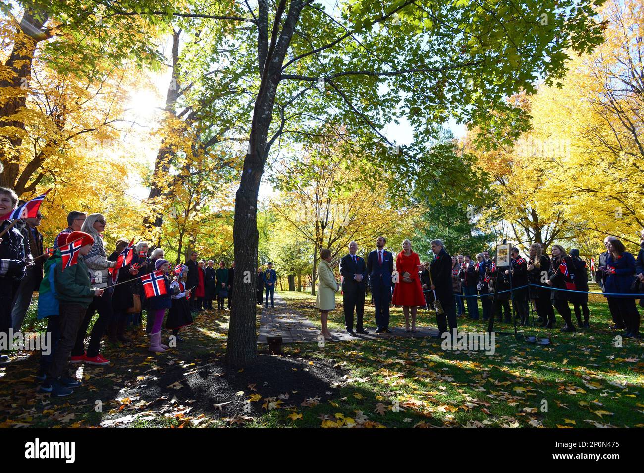 Governor General David Johnston and wife Sharon accompany Norway's ...