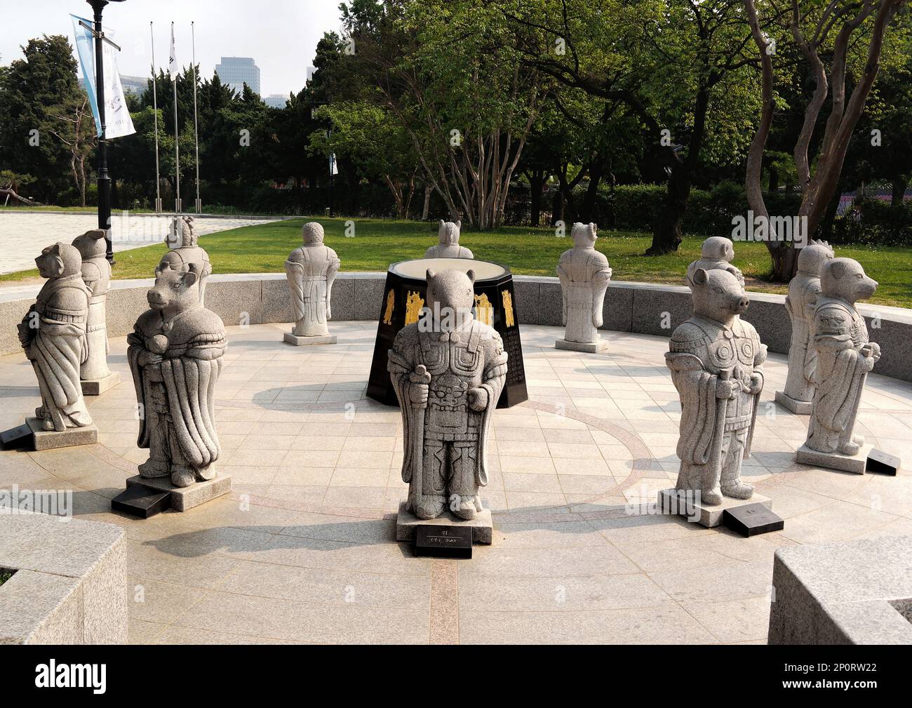 Stone zodiac statues at gyeongbokgung hires stock photography and