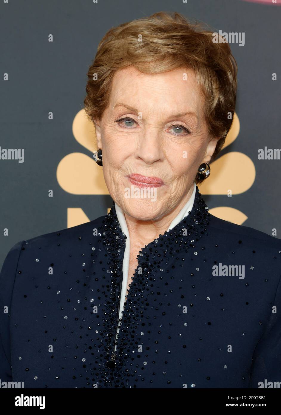 Hollywood, Ca. 2nd Mar, 2023. Julie Andrews at the Carol Burnett: 90 ...