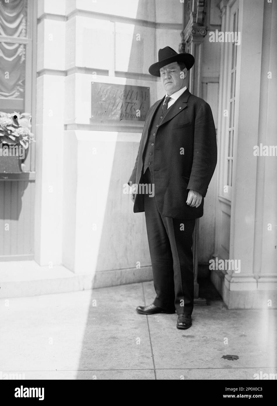 William 'Big Bill' Haywood, Labor Agitator, Leaving Shoreham Hotel, 1916. American labour organiser and activist: founding member and leader of the Industrial Workers of the World (IWW); member of the executive committee of the Socialist Party of America. Stock Photo