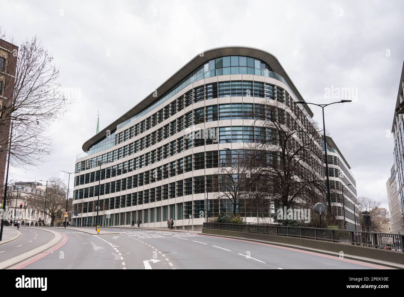 Tower hill car and coach park hires stock photography and images Alamy