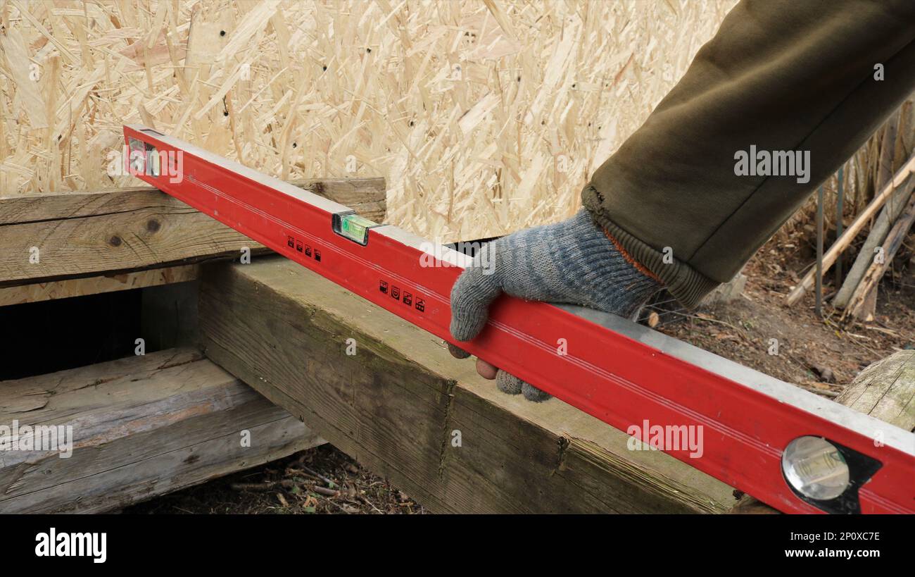 red level in the builder's hand when using in the construction of a