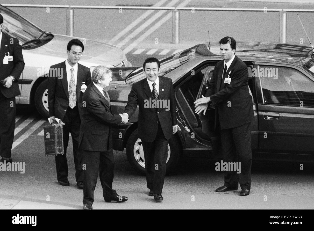 Archives 90ies G7 summit, Arrival of the Heads of States, Ryūtarō