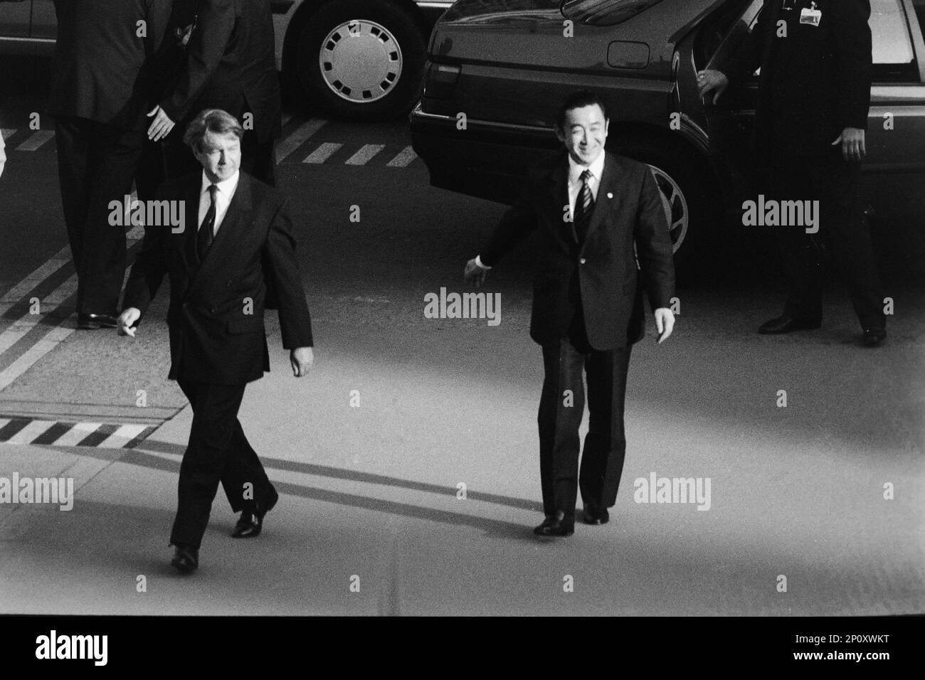 Archives 90ies G7 summit, Arrival of the Heads of States, Ryūtarō