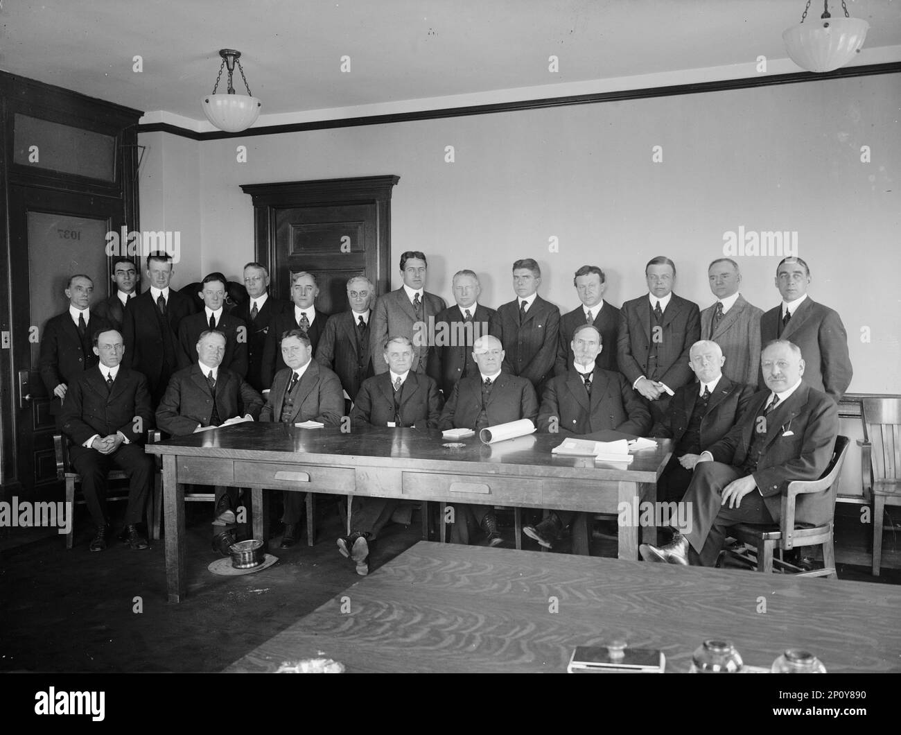 Julius Rosenwald of Sears-Roebuck Co., Supplies Com., Adv. C.N.D., Chairman, 1917. American businessman and philanthropist; part-owner and leader of Sears, Roebuck and Company. Rosenwald is far right, front row. Stock Photo