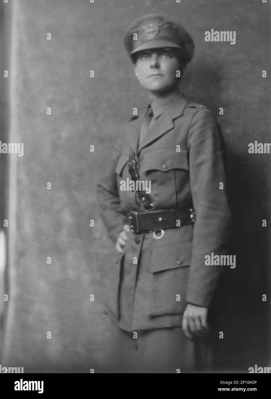 Baylis, A.B., Miss, portrait photograph, 1917 Oct. 5 Stock Photo Alamy