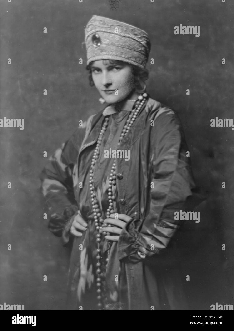 Kathleen mary nesbitt hi-res stock photography and images - Alamy