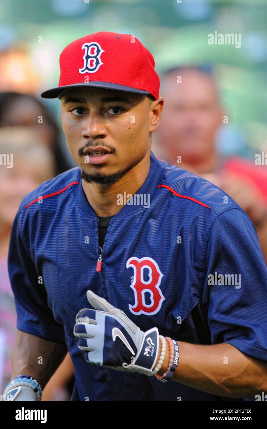 17 August 2016 Boston Red Sox right fielder Mookie Betts (50) takes