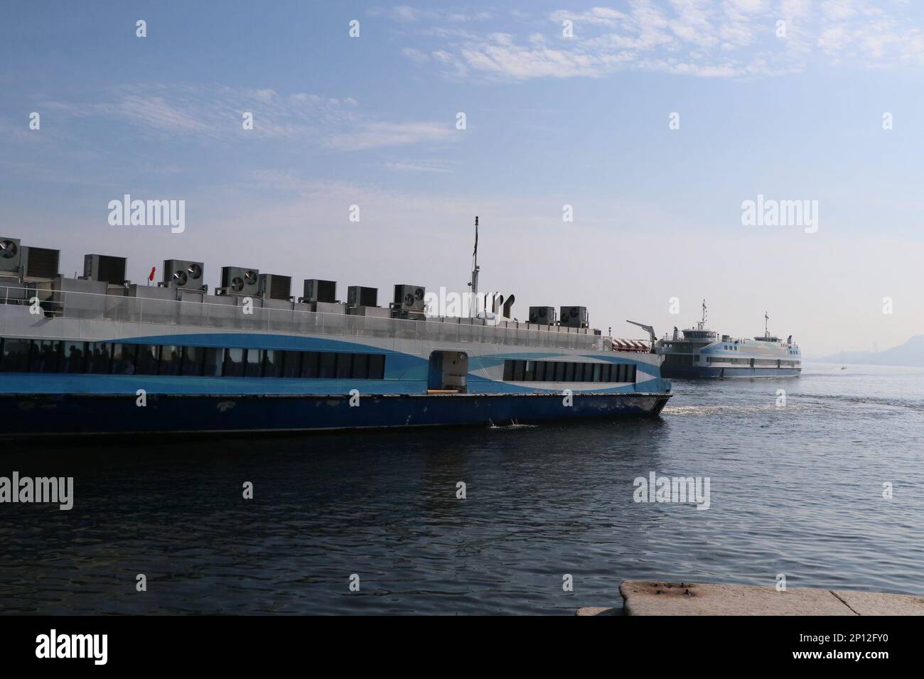 Barcas rio niteroi hi-res stock photography and images - Alamy