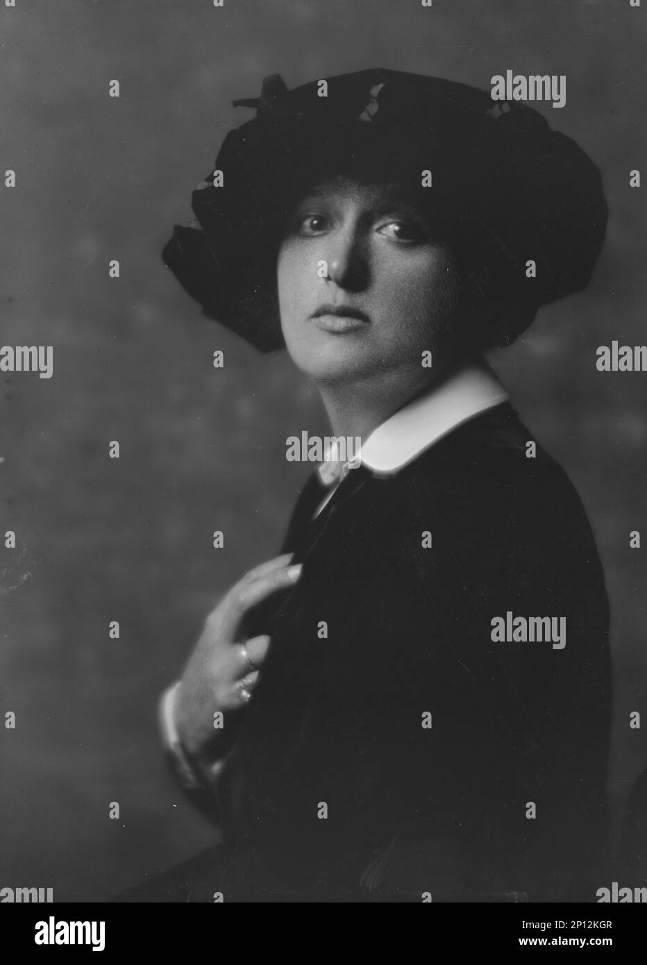 Reed, Florence, Miss, portrait photograph, 1916 Oct. 5 Stock Photo Alamy