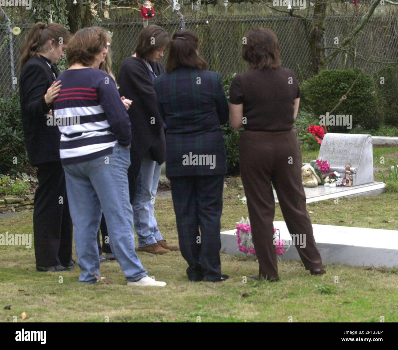 In this Monday, Dec. 17, 2001 photo taken at St. James Episcopal Church