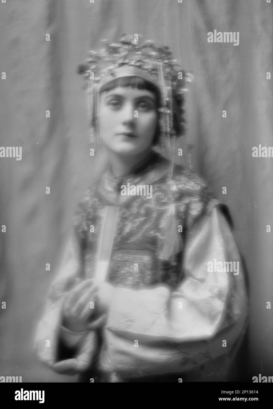 Day, Juliette, Miss, in costume for &amp;quot;Yellow Jacket&amp;quot;, 1913 Jan. 16 Stock ...