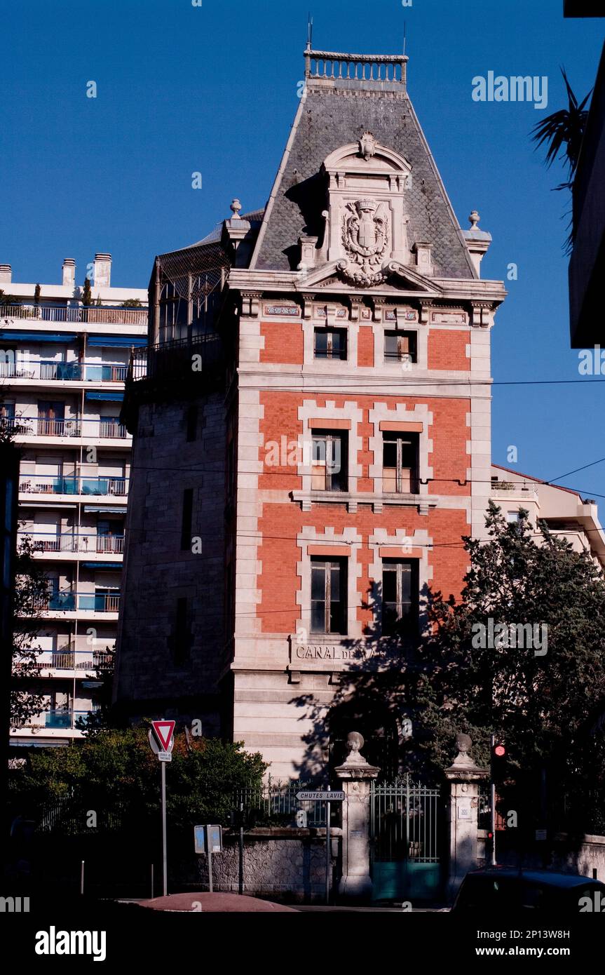 Marseille Canal de Marseille,Pavillon de partage des eaux (Chuteslavie Stock Photo Alamy