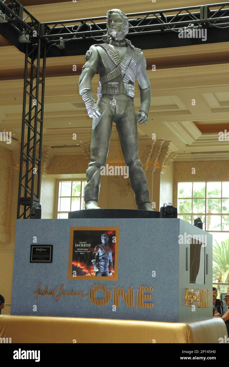 Lobby of Mandalay Bay Resort in Las Vegas Stock Photo - Alamy