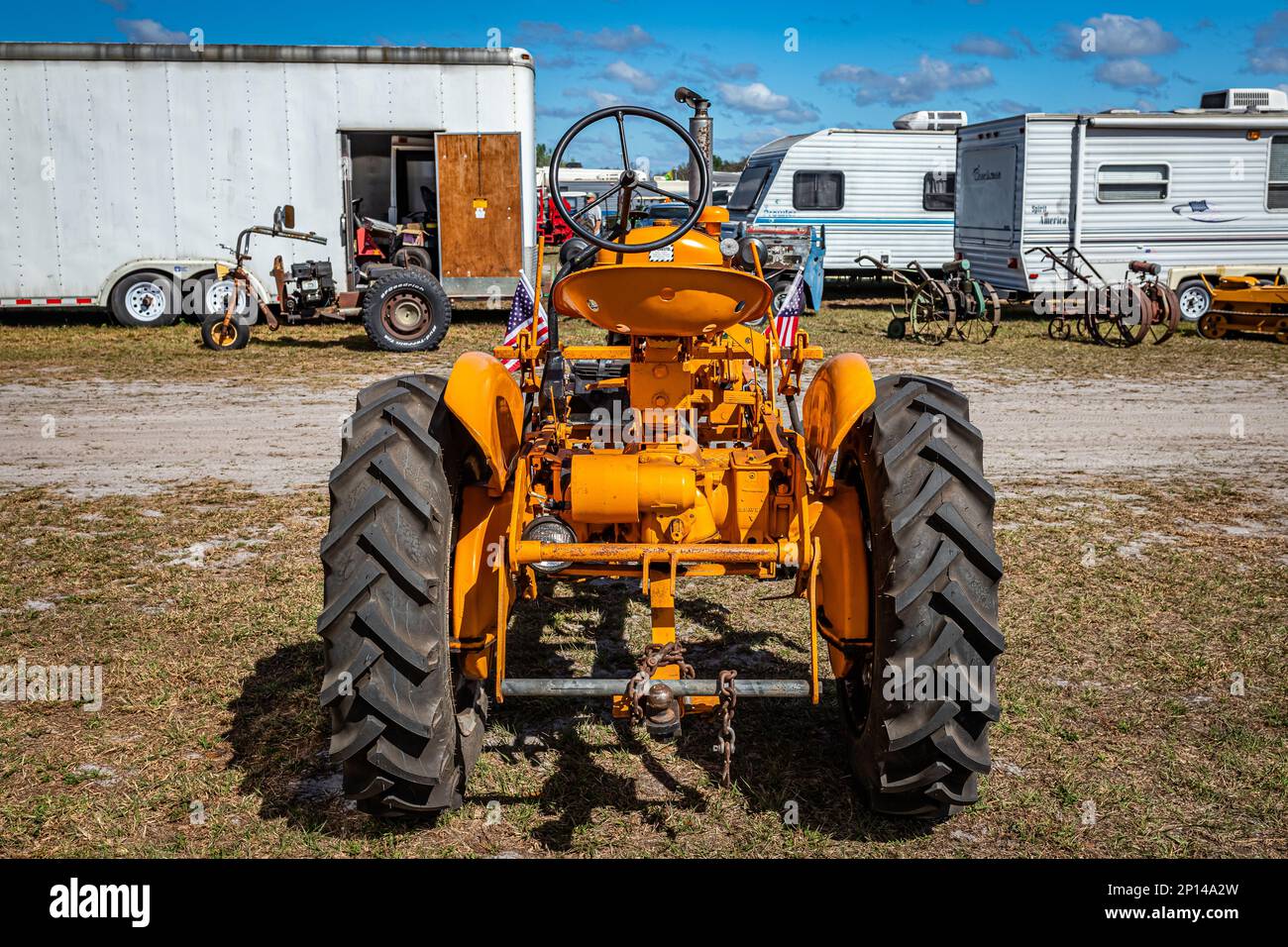 Bf avery tractor hi-res stock photography and images - Alamy