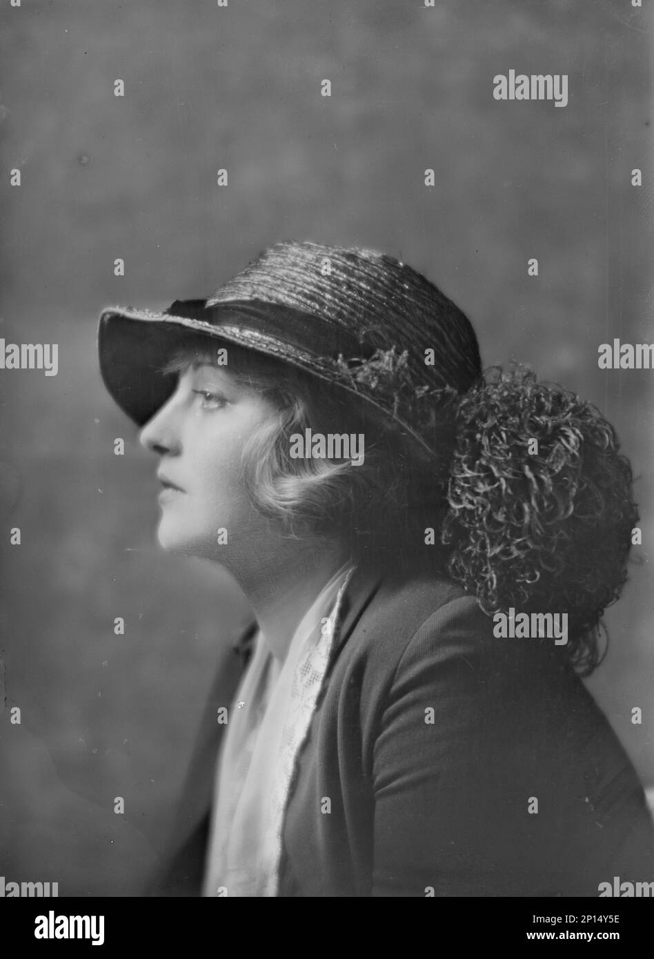 Miss Tallulah Bankhead, portrait photograph, 1919 Apr. 11. Stock Photo