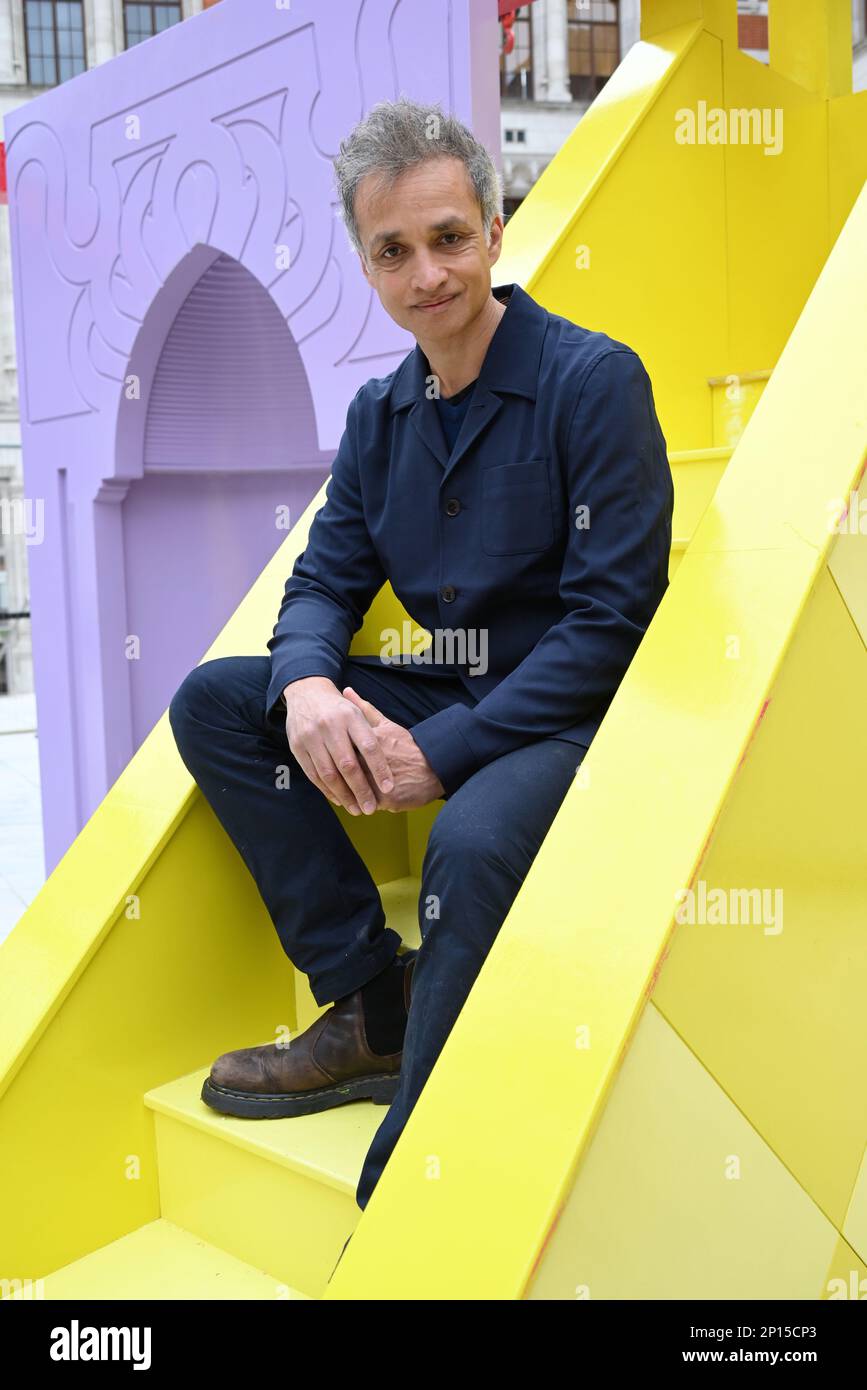 Finishing touches on Ramadan Pavilion 2023 by the V&A and Ramadan Tent Project . Designed by Shahed Saleem , supported by The Diriyah Biennale Foundation .. Stock Photo