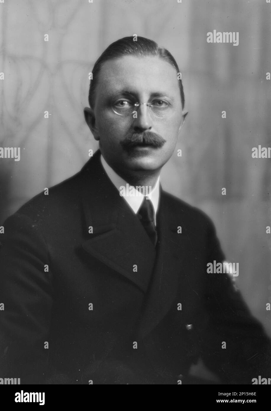 Mr. Templeton Crocker, portrait photograph, 1918 Jan. 21. American
