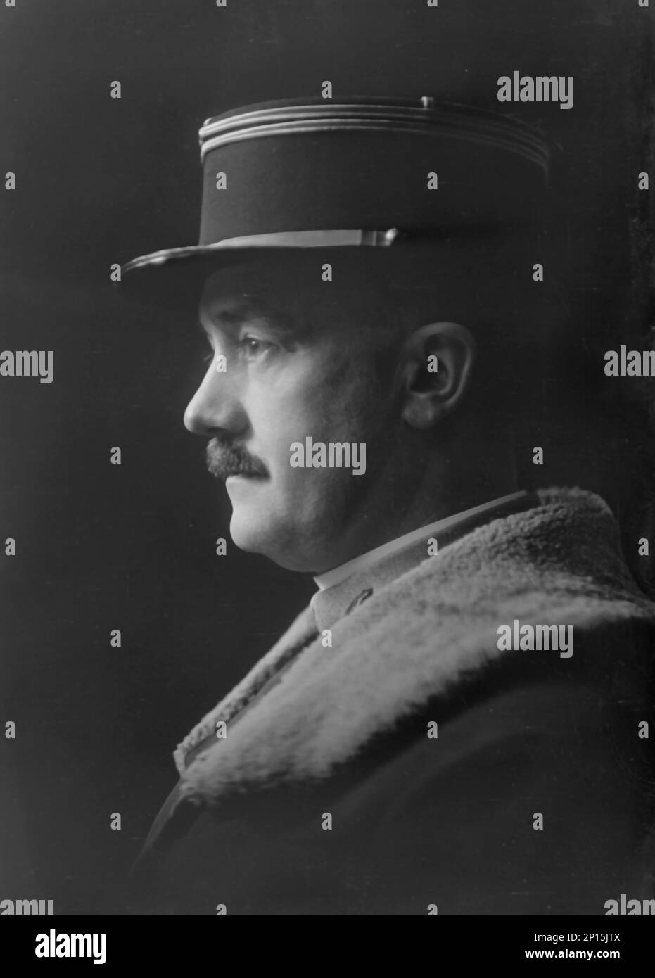 Lieutenant DeBrousse, portrait photograph, 1919 Feb. 3 Stock Photo Alamy