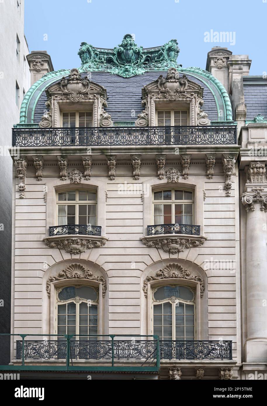 New York City, French Renaissance style mansions in Upper East Side of Manhattan, built in 1890s Stock Photo